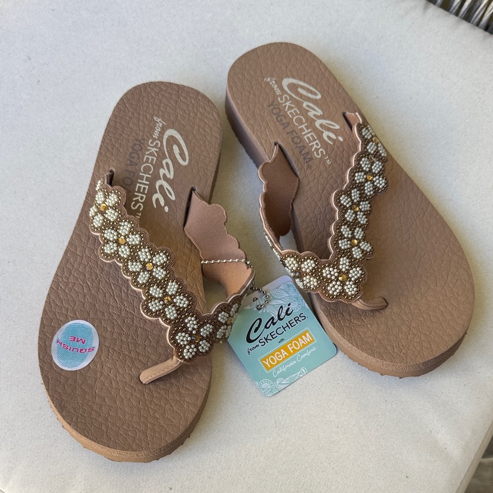 Skechers Pearl Floral Thong Sandals